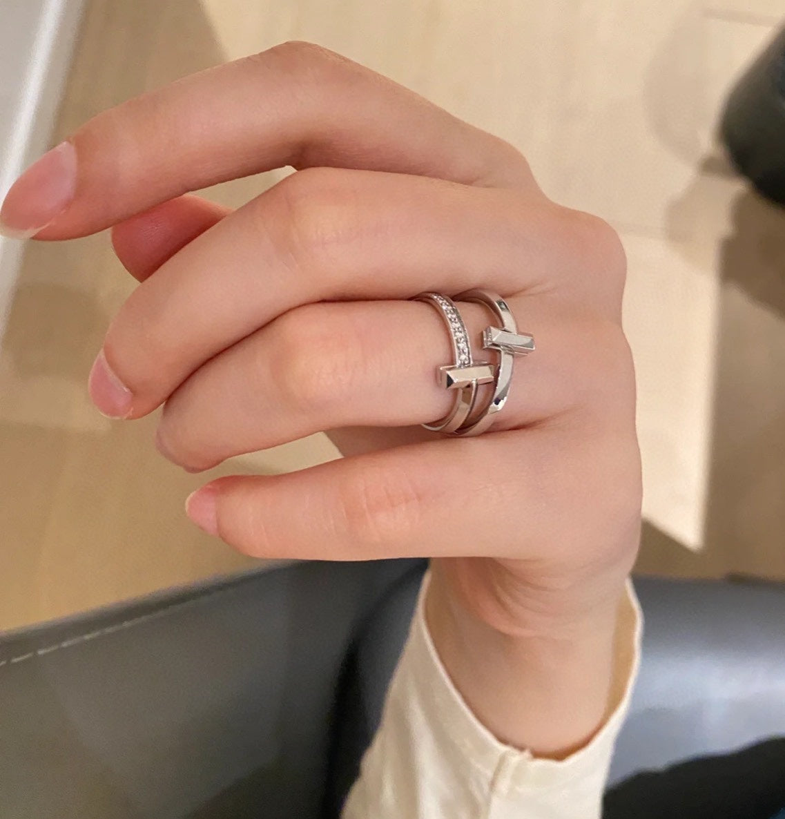 18K Celestial T T1 Ring