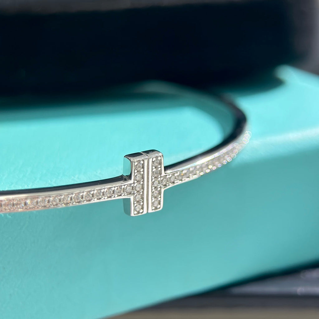 18K Celestial T Diamonds Bracelet
