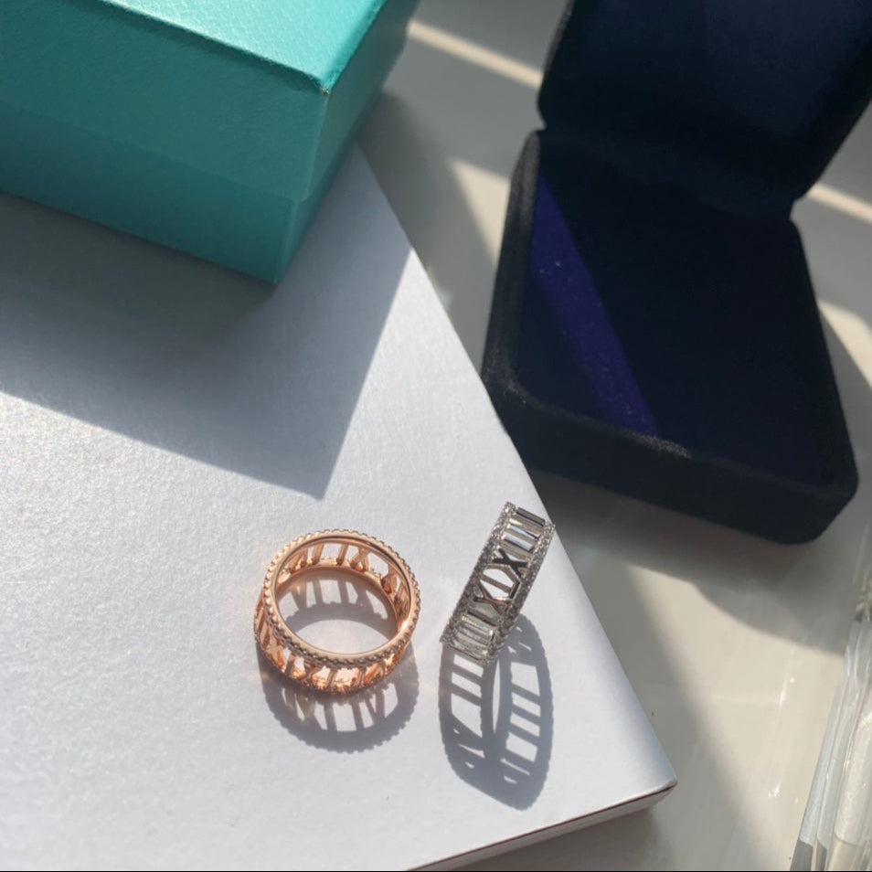 18K Celestial T Atlas Diamond Ring