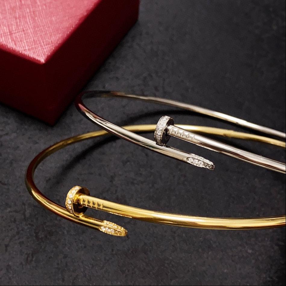 18K Celestial Juste Un Clou Diamond Necklace