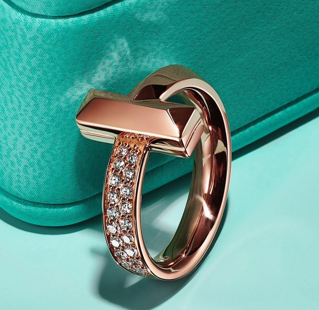 18K Celestial T T1 Diamonds Ring