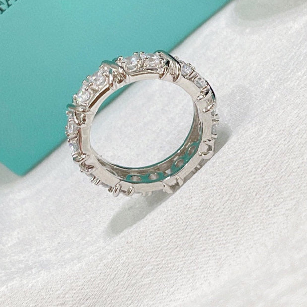 18K Celestial T Schlumberger Eighteen Stone Ring