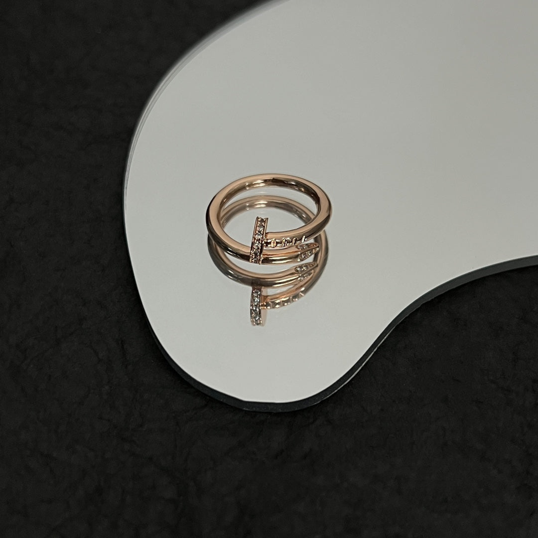 18K Celestial Juste Un Clou Diamonds Ring