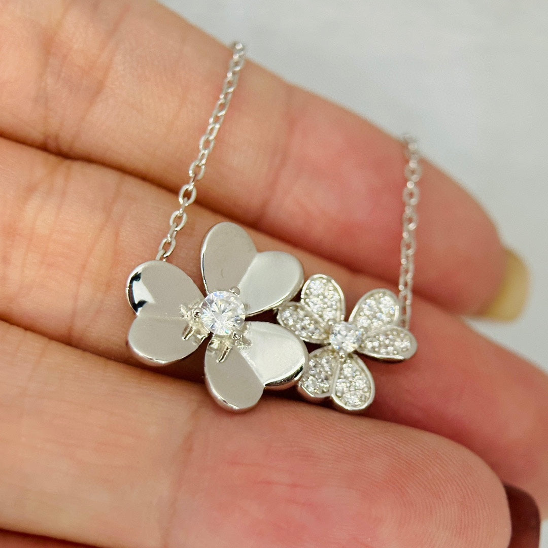 18K Celestial Frivole Clover Clover Necklace