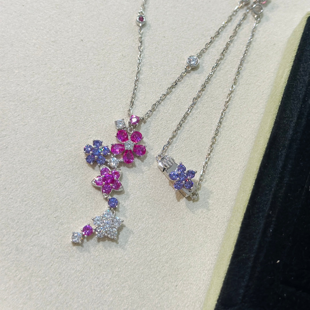 18K Celestial Folie Des Pr̩s Pendant Necklace