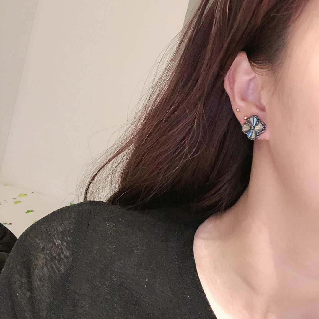 18K Celestial Vintage Alhambra Black Earrings