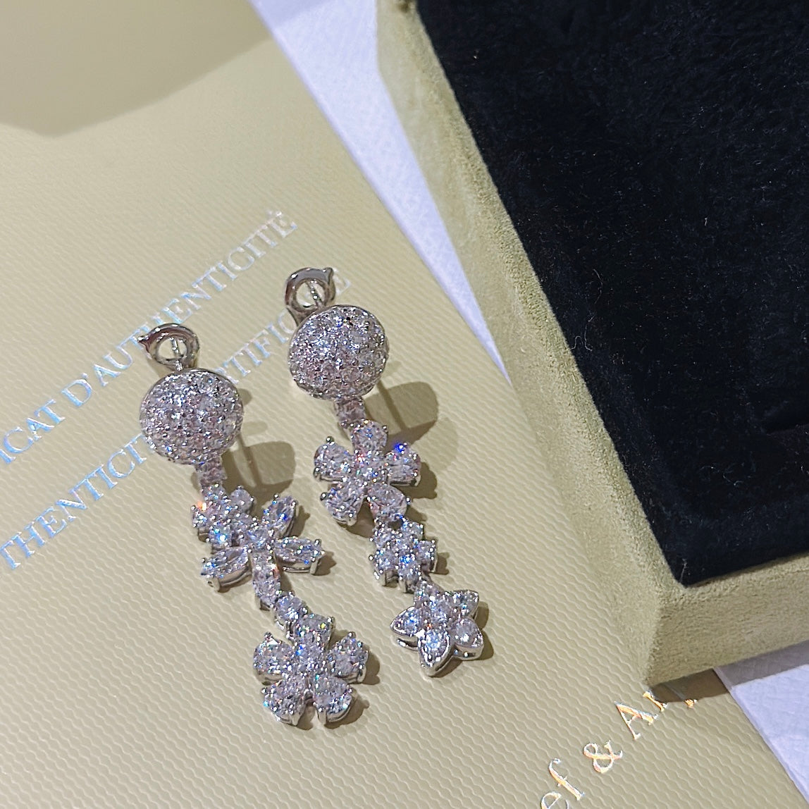 18K Celestial Folie Des Pr̩s Earrings