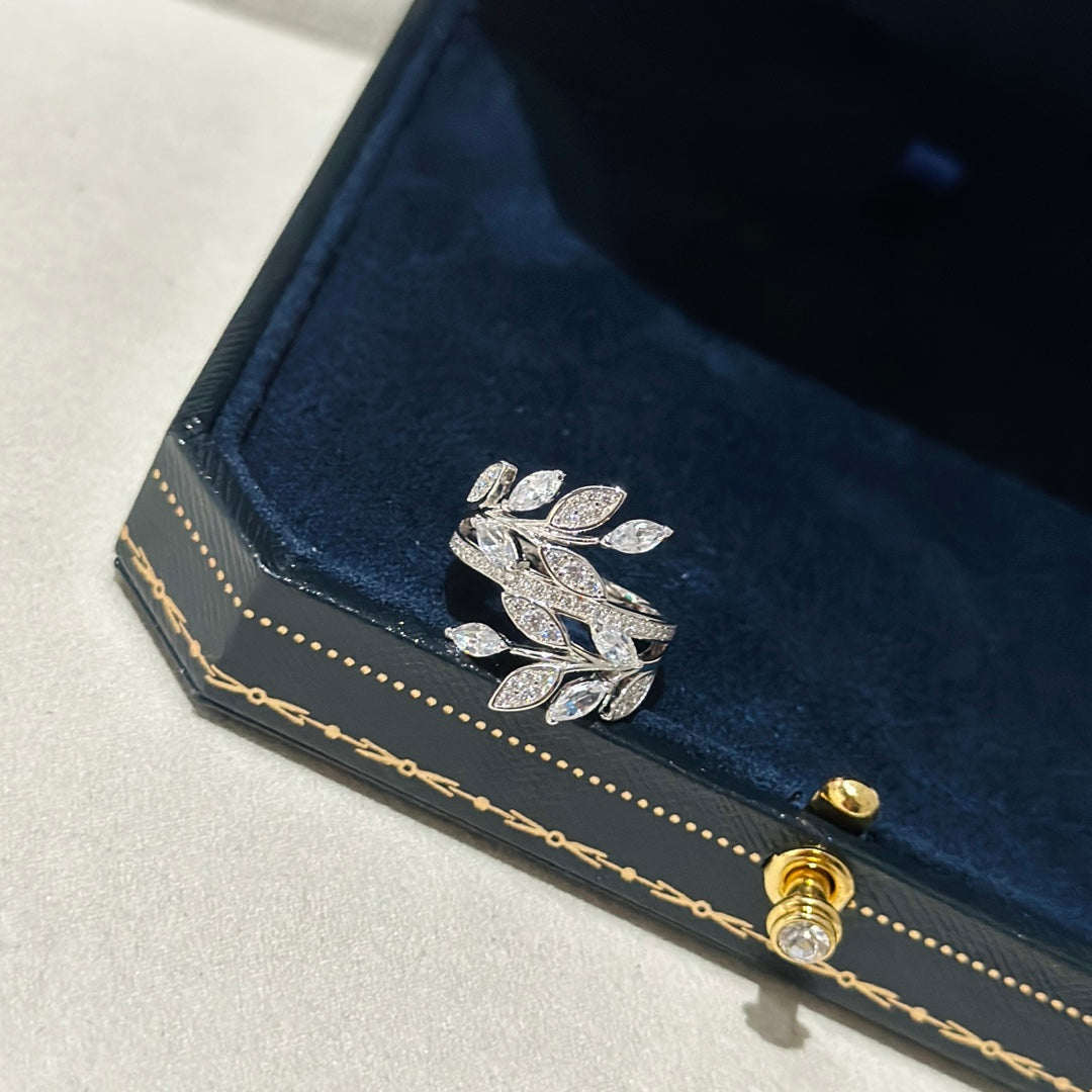 18K Celestial T Victoria Diamond Vine Bypass Ring