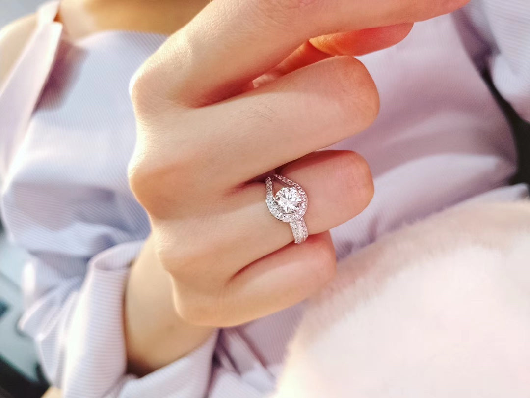 18K Celestial Couture Solitaire Ring