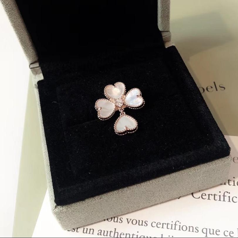 18K Celestial Sweet Alhambra Effeuillage Pearls Ring