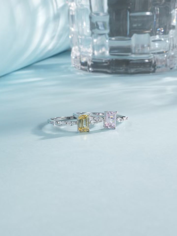 Elegant Emerald Cut Zirconia Ring – 925 Sterling Silver