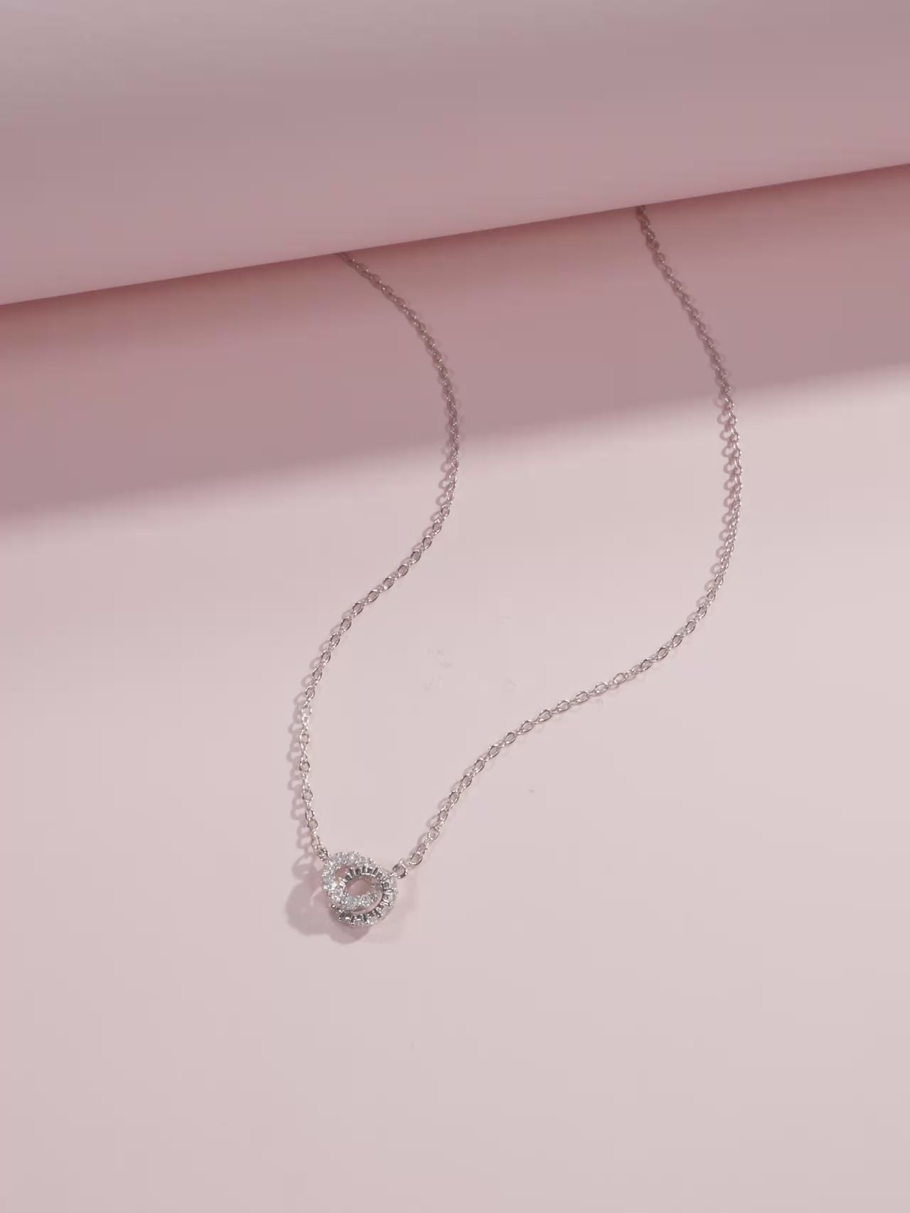 Circle Lock Pendant Necklace – Sparkling 925 Sterling Silver Everyday Jewelry